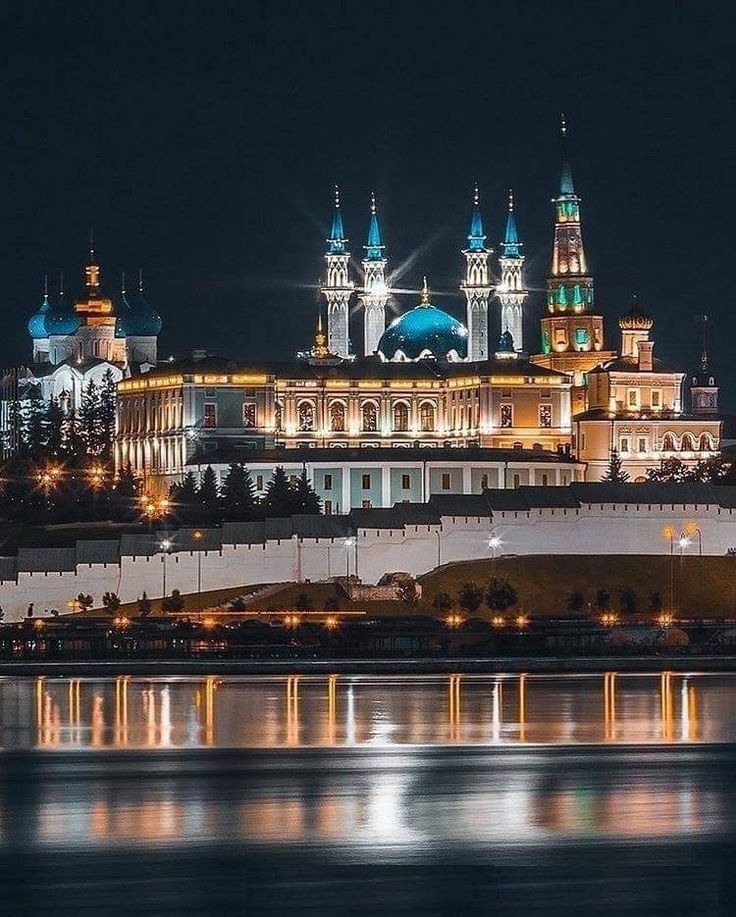 Казань - Слияние культур: квартиры с видом на Казанский Кремль и таунхаусы у озера Кабан
